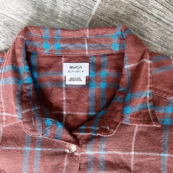 RVCA women’s in a haze rust long sleeve button down raw hem flannel shirt - Picture 4 of 8